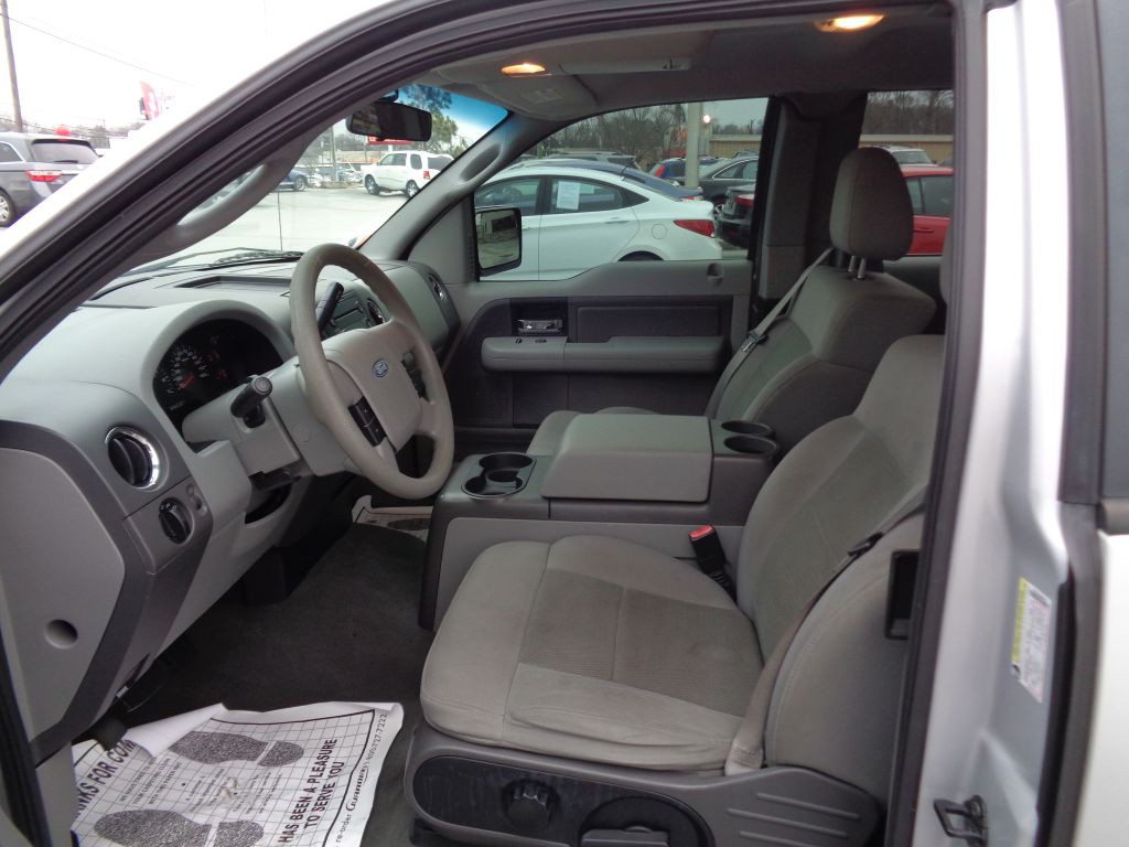 2005 Ford F-150 Image 6