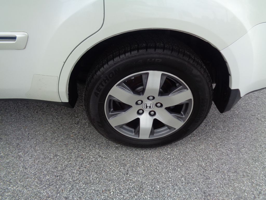 2015 Honda Pilot Image 2