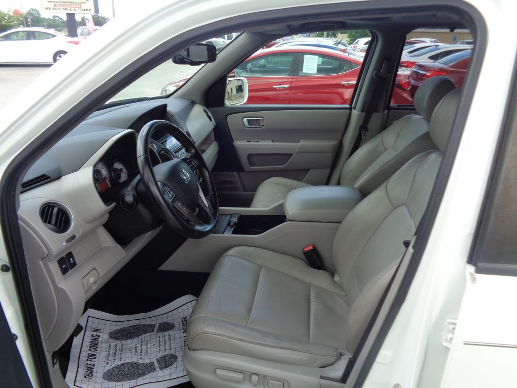 2015 Honda Pilot Image 6