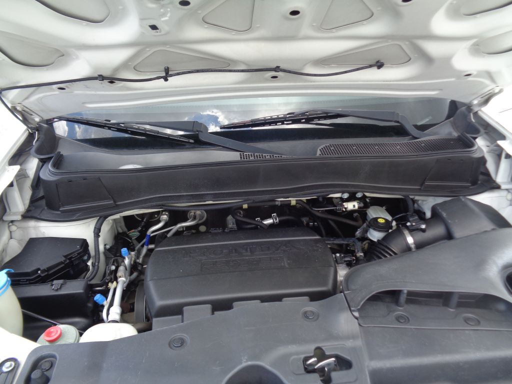 2015 Honda Pilot Image 12
