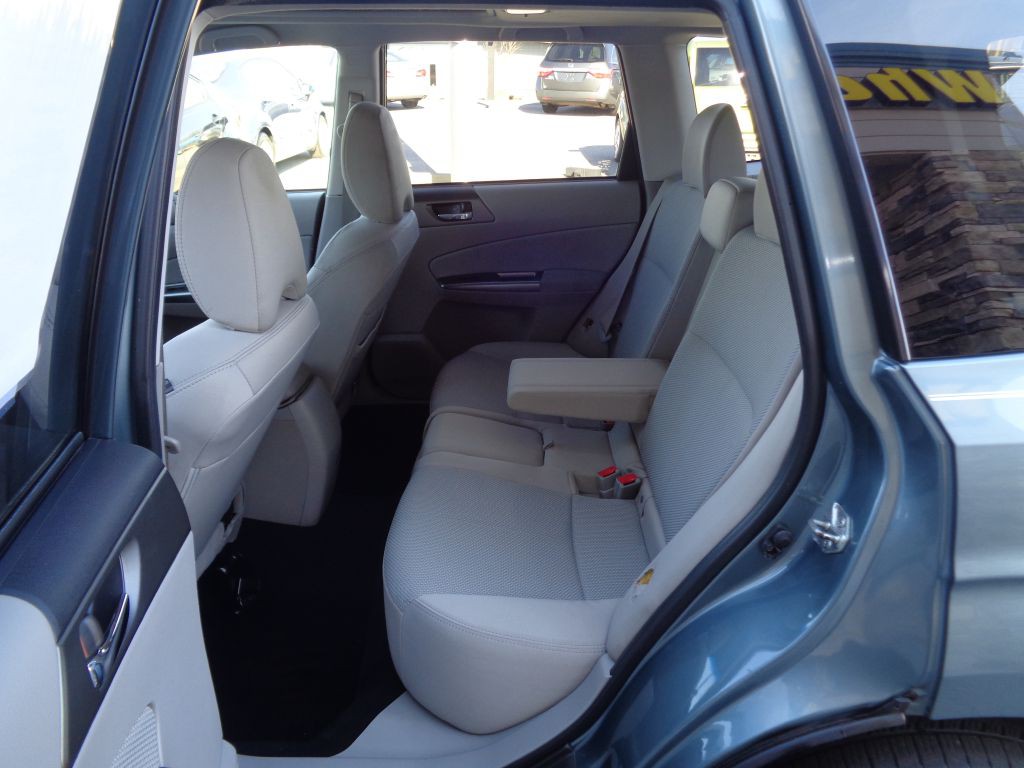 2013 Subaru Forester Image 7