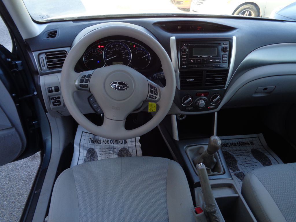 2013 Subaru Forester Image 9