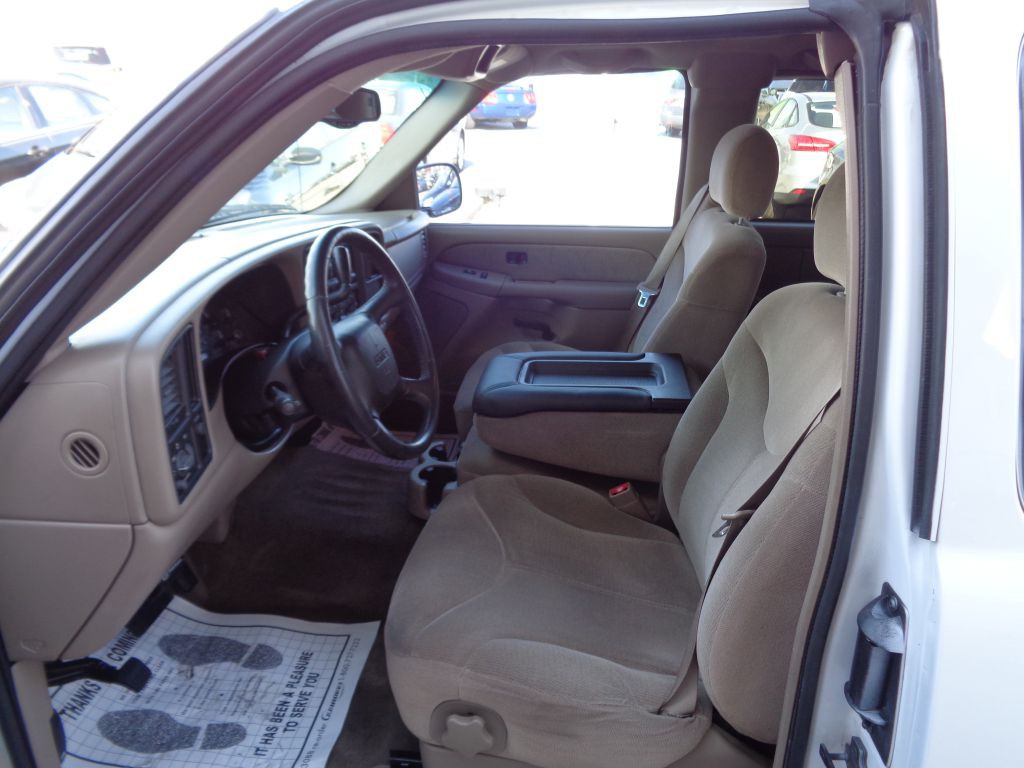 2002 GMC Sierra Image 6