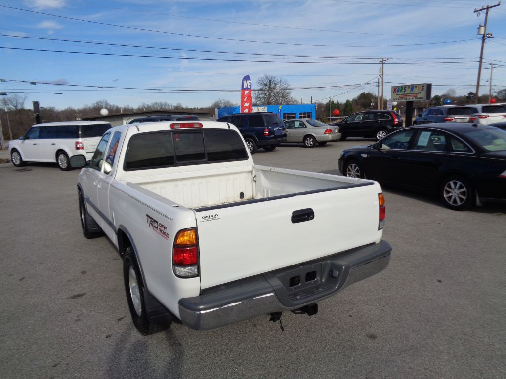 2000 Toyota Tundra Image 3