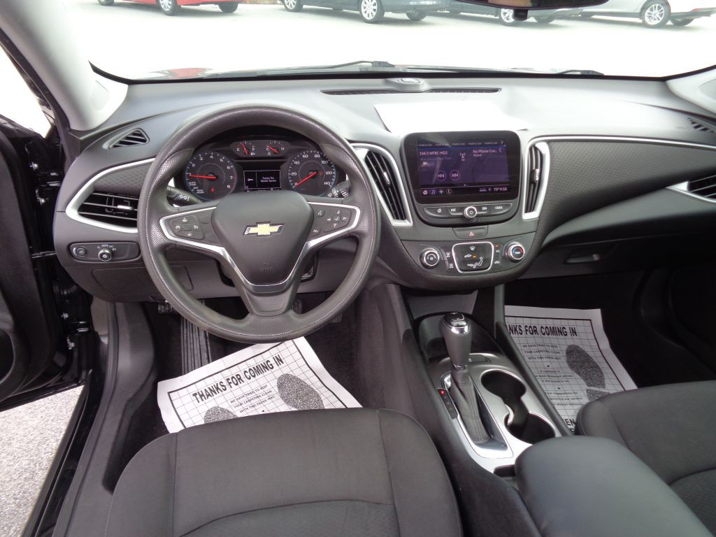 2019 Chevrolet Malibu Image 8
