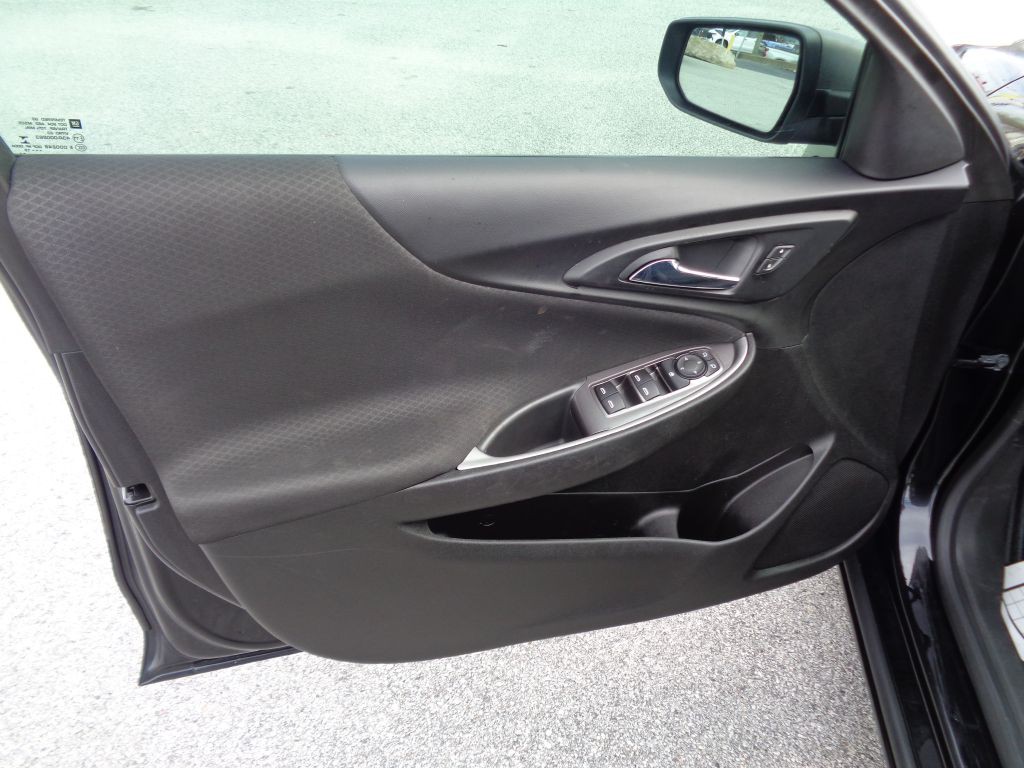 2019 Chevrolet Malibu Image 9