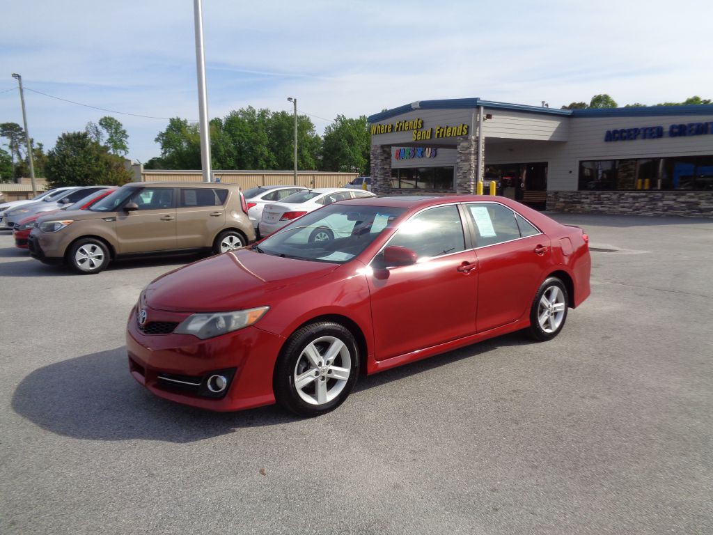 2012 Toyota Camry Image 1