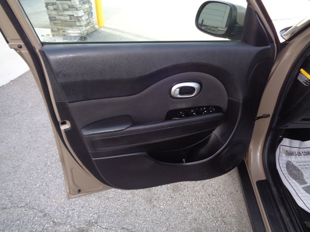 2014 Kia Soul Image 9
