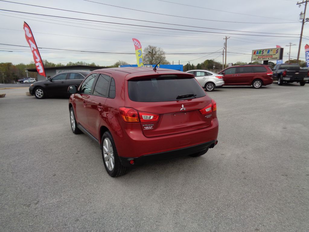 2014 Mitsubishi Outlander Image 3
