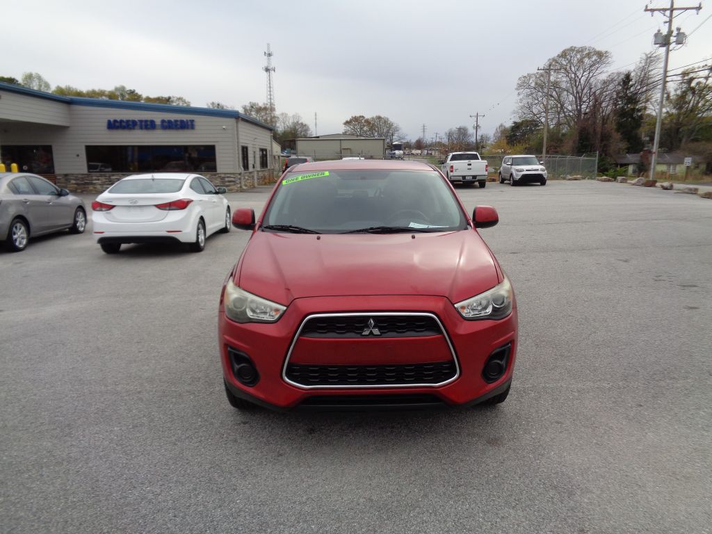 2014 Mitsubishi Outlander Image 4