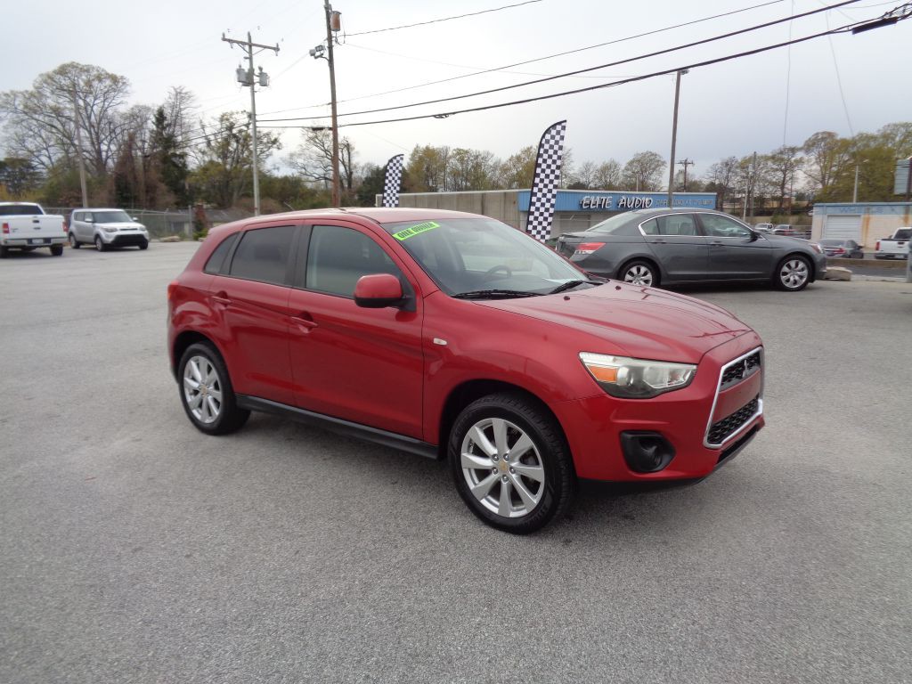 2014 Mitsubishi Outlander Image 5