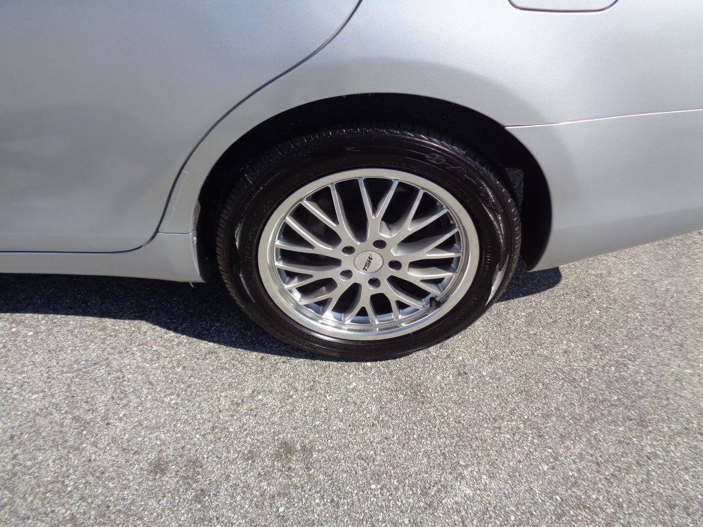 2007 Toyota Camry Image 2