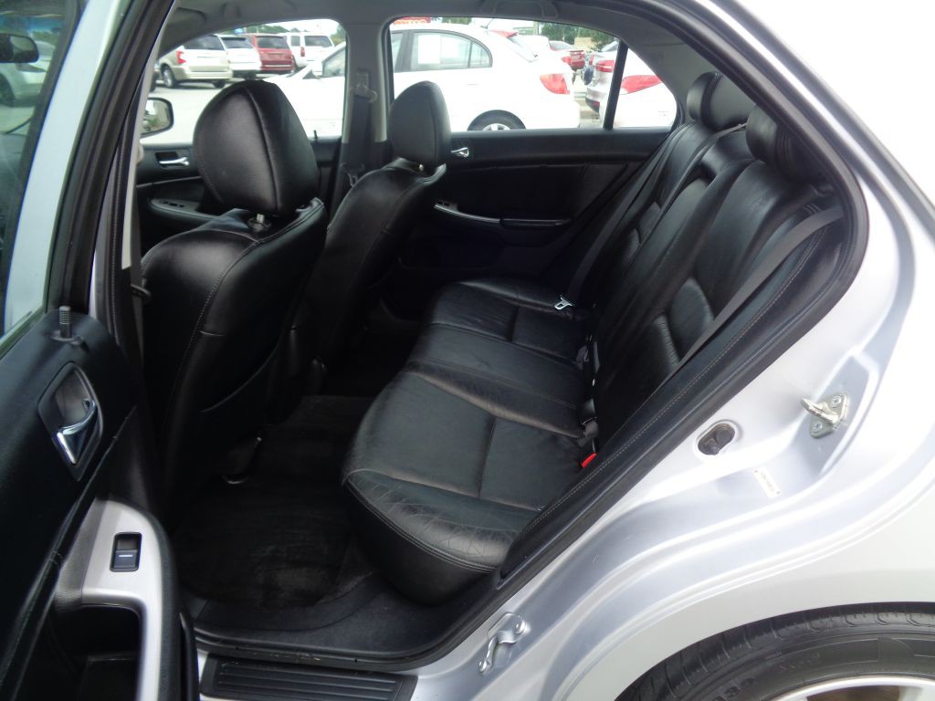2004 Honda Accord Image 7