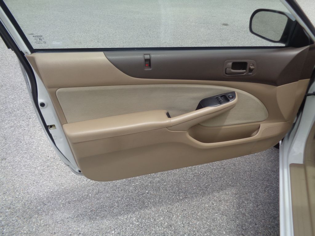 2004 Honda Civic Image 9