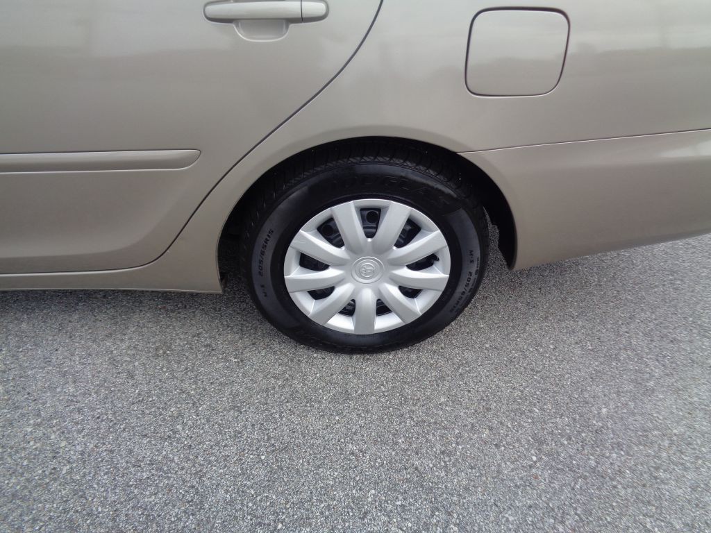 2006 Toyota Camry Image 2