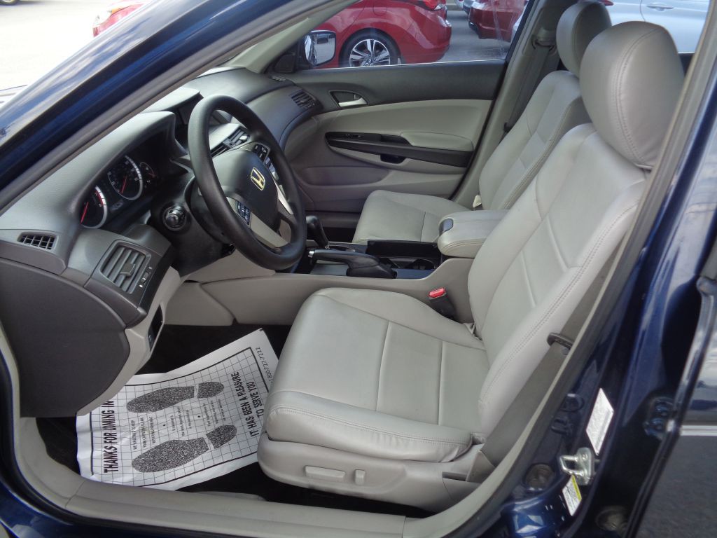 2009 Honda Accord Image 6