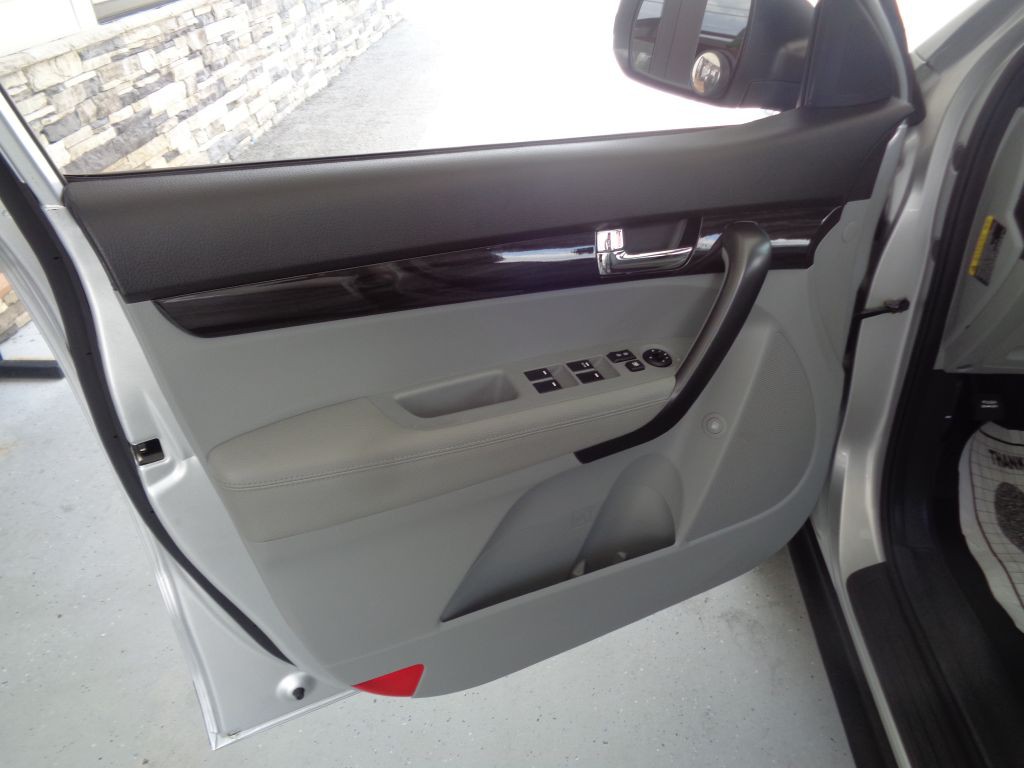 2013 Kia Sorento Image 9