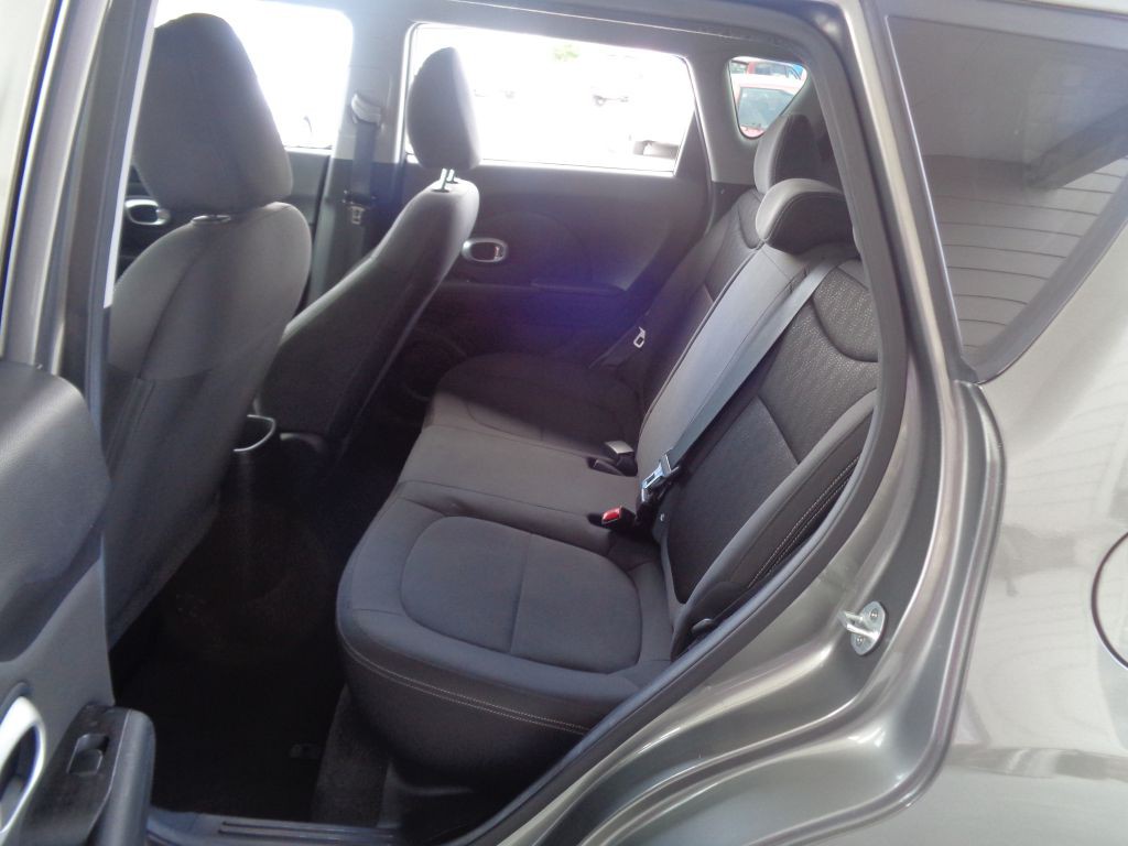 2015 Kia Soul Image 7