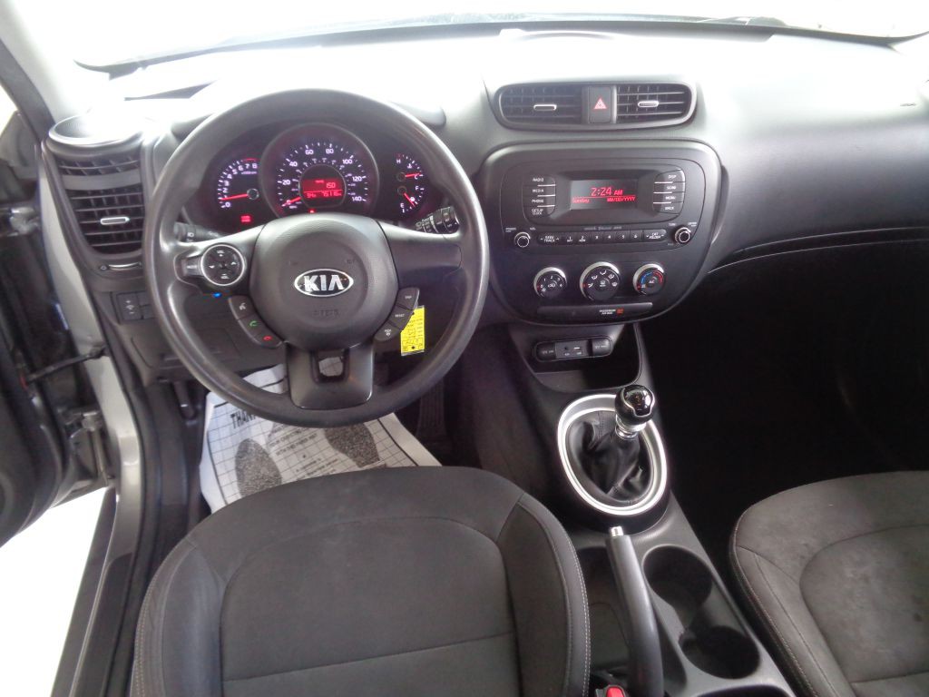 2015 Kia Soul Image 8