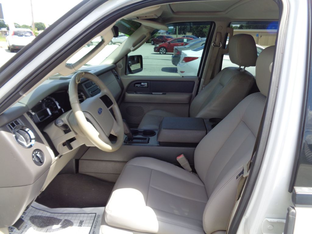2008 Ford Expedition Image 6