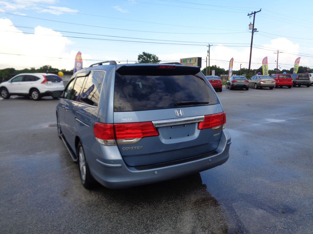 2010 Honda Odyssey Image 3