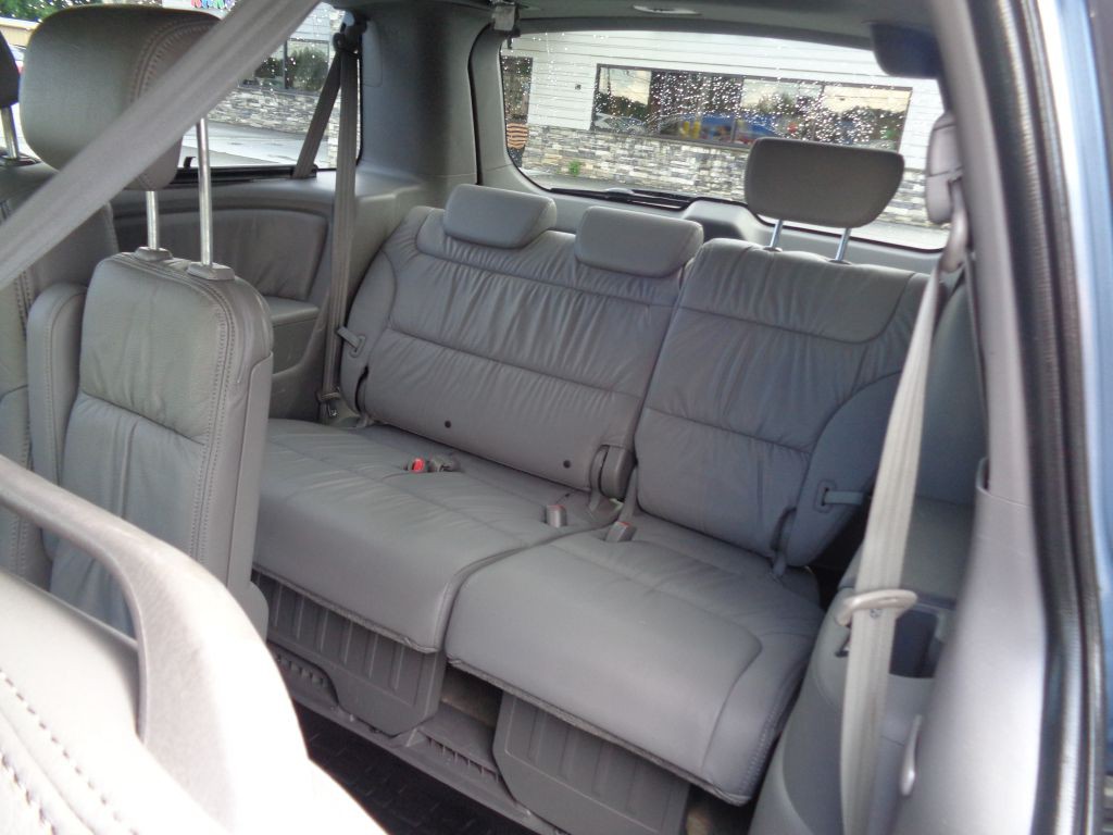 2010 Honda Odyssey Image 8