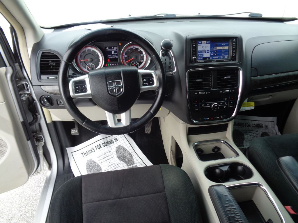 2011 Dodge Grand Caravan Image 10