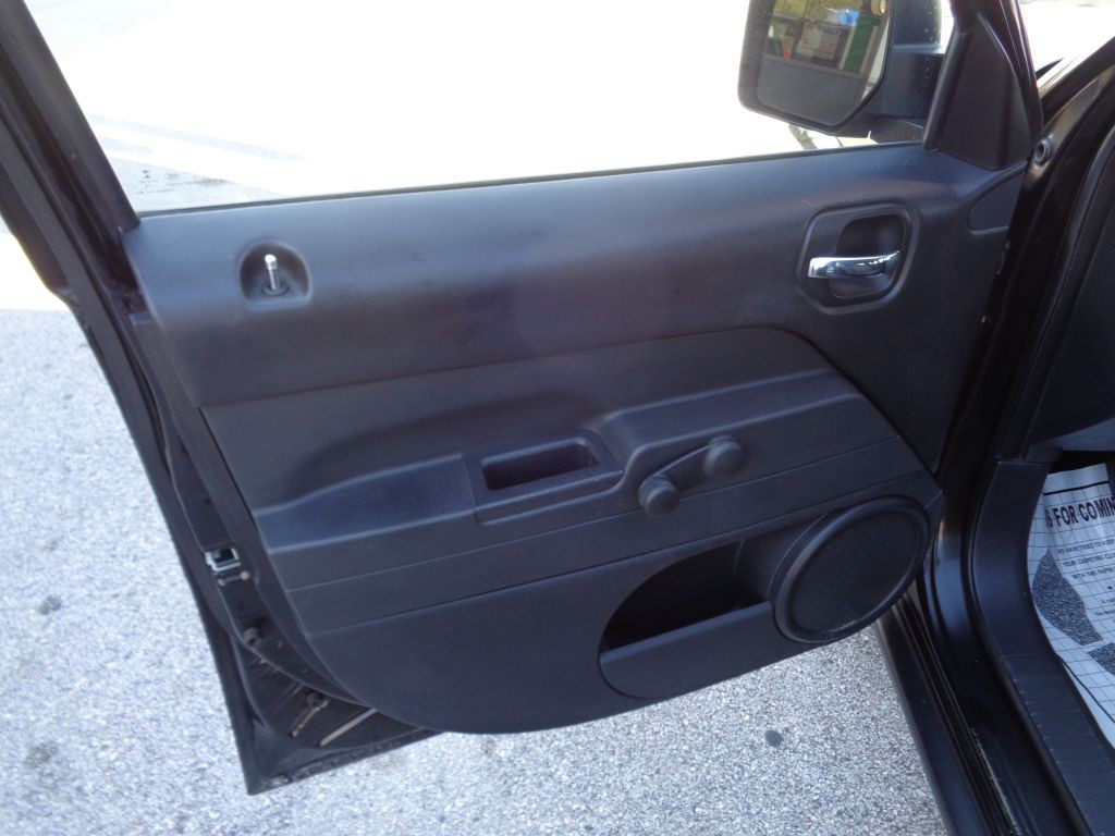 2014 Jeep Patriot Image 9