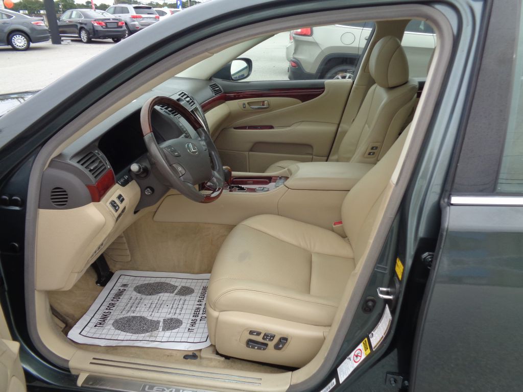 2008 Lexus LS 460 Image 6