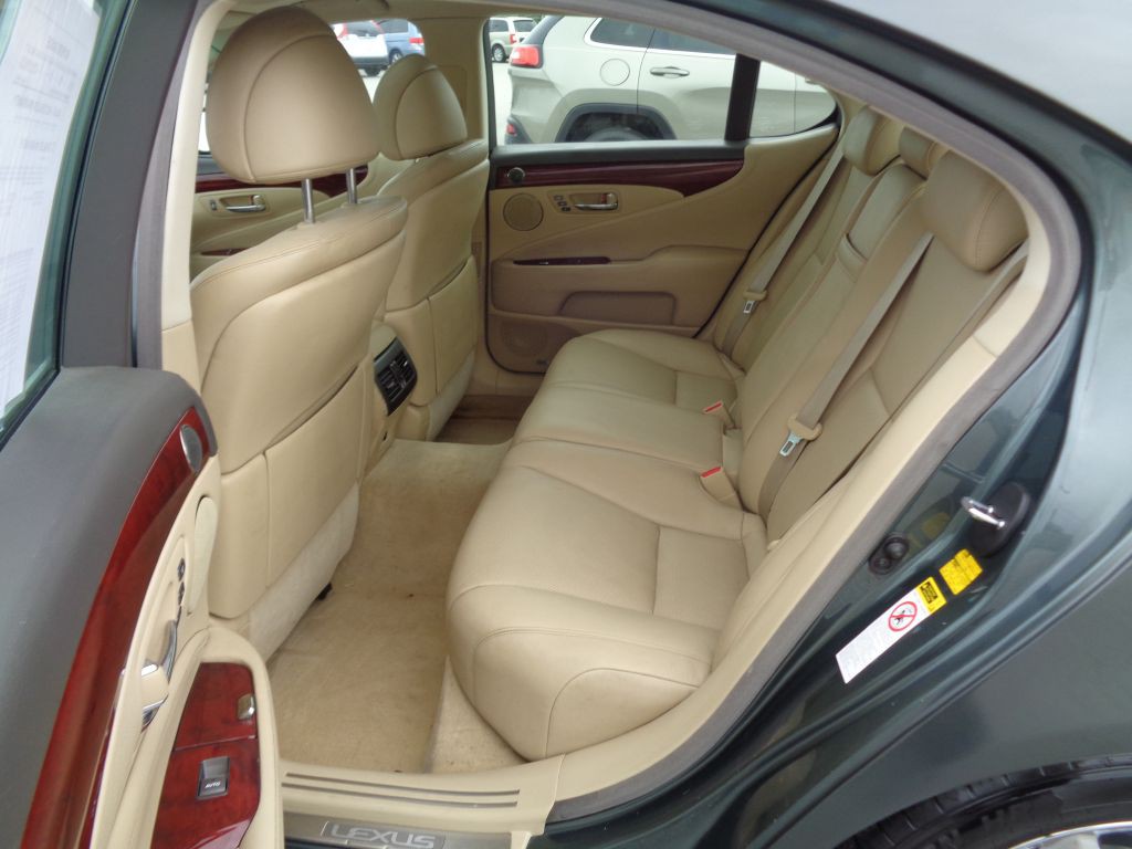 2008 Lexus LS 460 Image 7