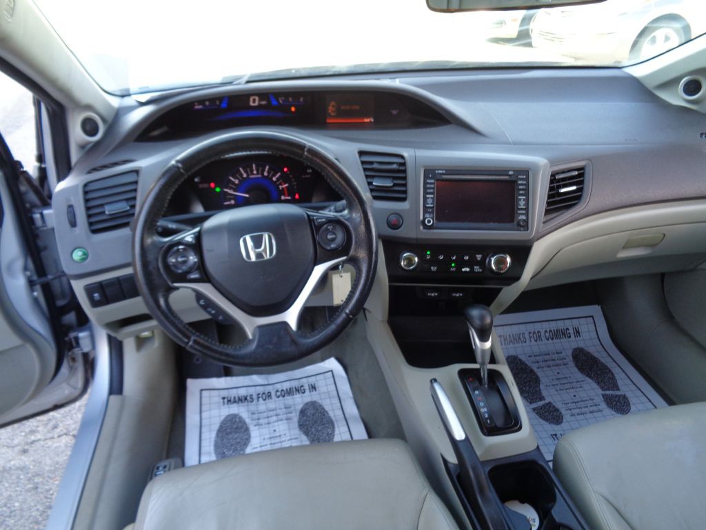 2012 Honda Civic Image 9