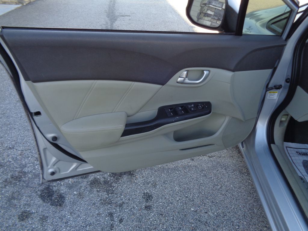 2012 Honda Civic Image 10