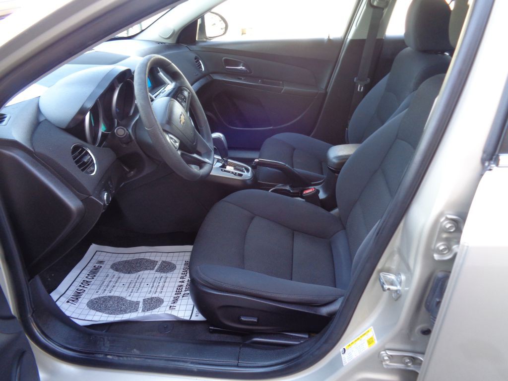 2016 Chevrolet Cruze Image 6
