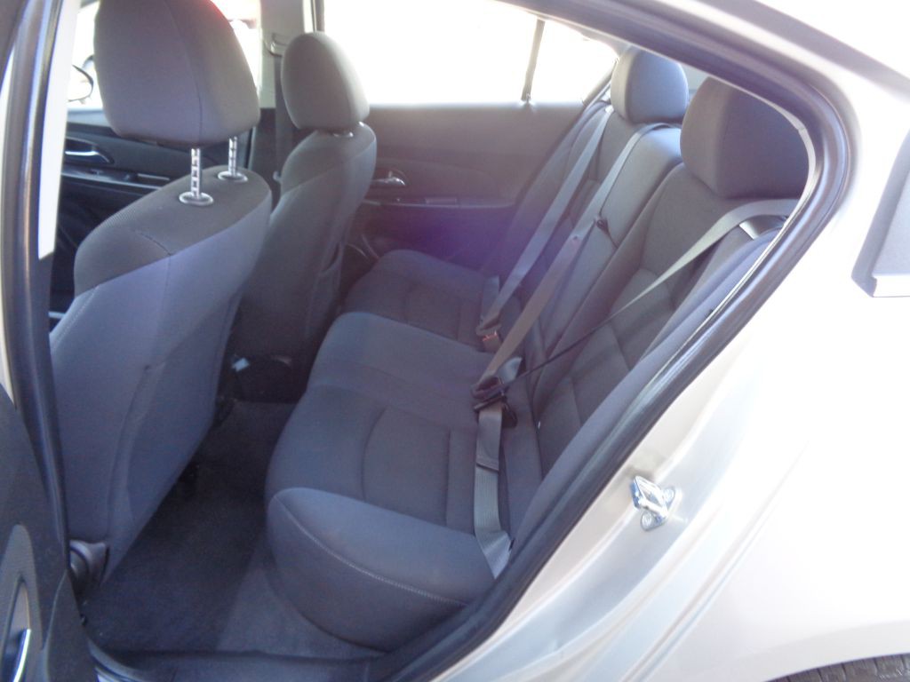 2016 Chevrolet Cruze Image 7