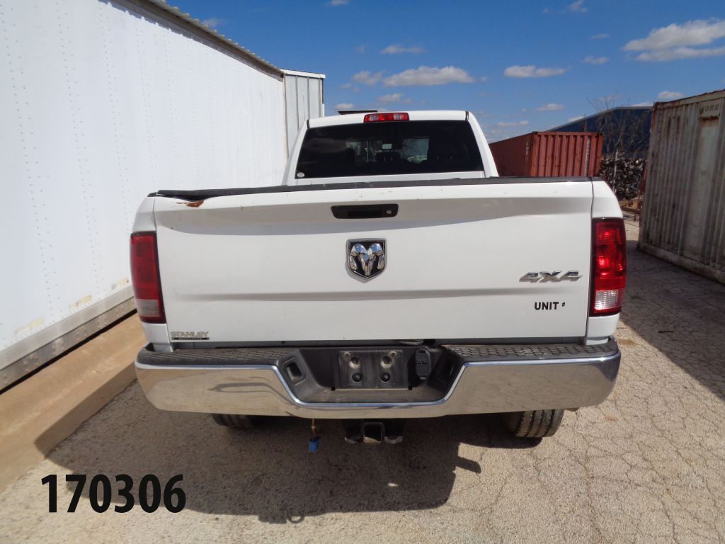 2015 RAM 3500 Image 4