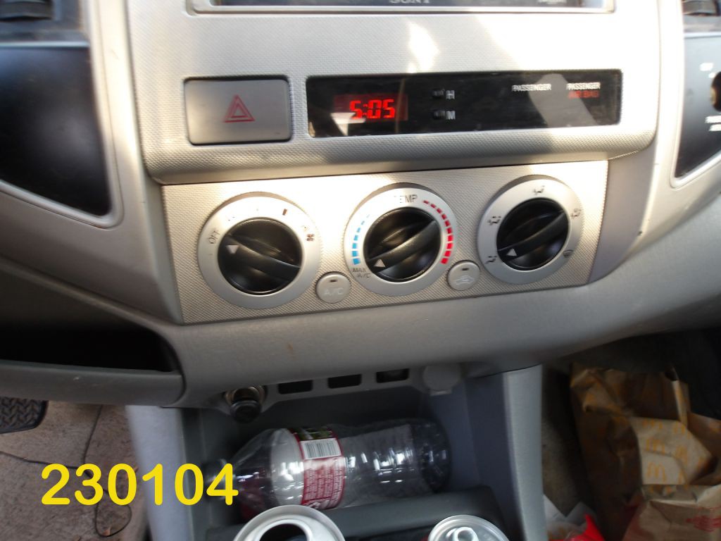 2011 Toyota Tacoma Image 5