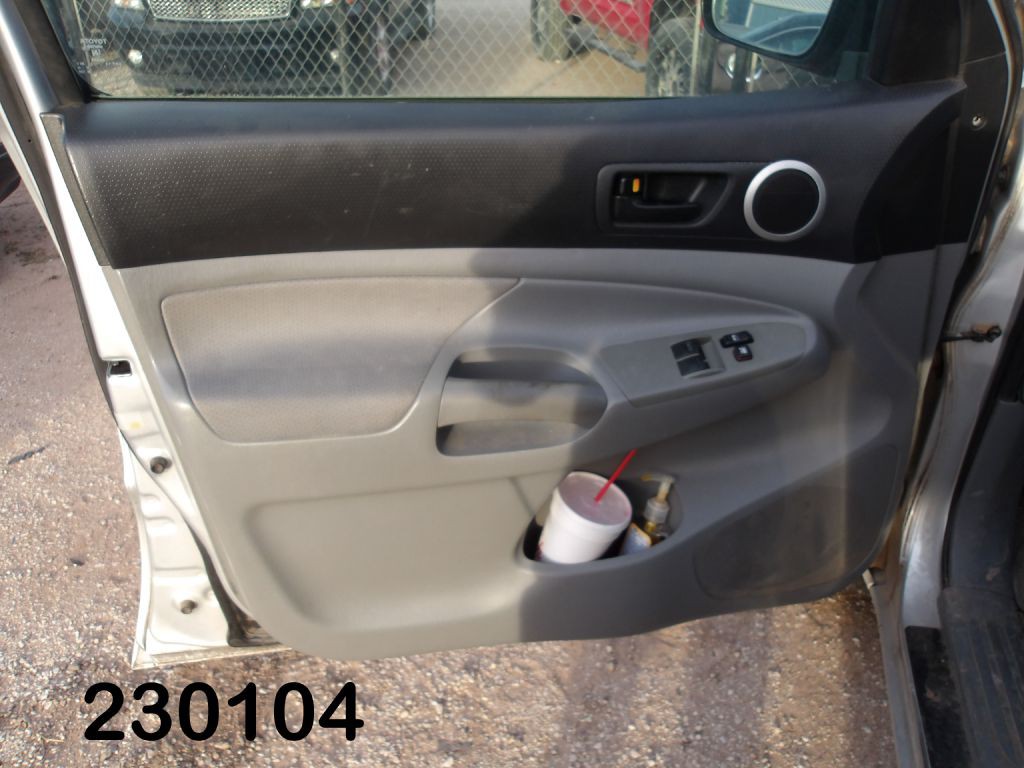 2011 Toyota Tacoma Image 11