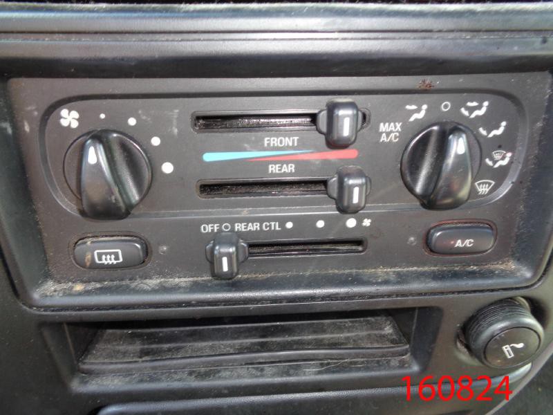 2000 Ford Windstar Image 13
