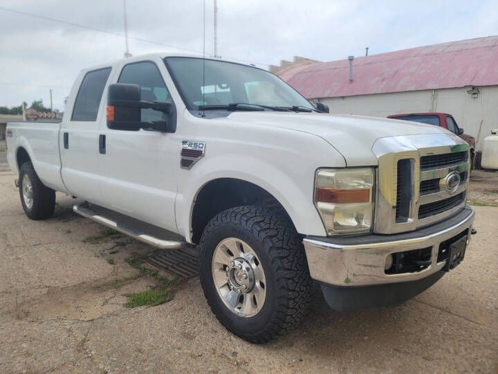 2009 Ford F-250 Image 1
