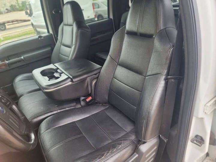 2009 Ford F-250 Image 7