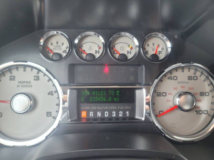 2009 Ford F-250 Image 12