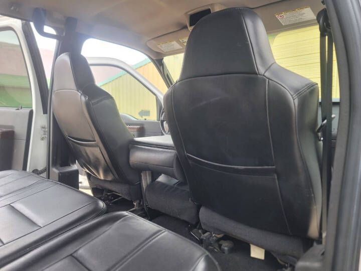 2009 Ford F-250 Image 16