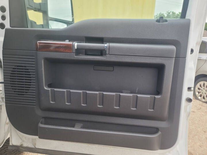 2009 Ford F-250 Image 18