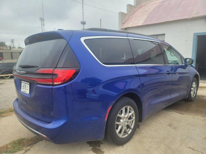 2021 Chrysler Pacifica Image 6