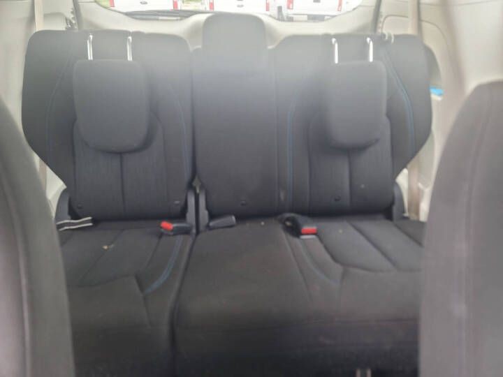 2021 Chrysler Pacifica Image 13