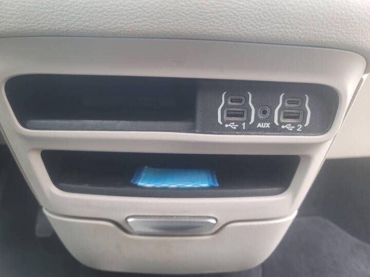 2021 Chrysler Pacifica Image 15
