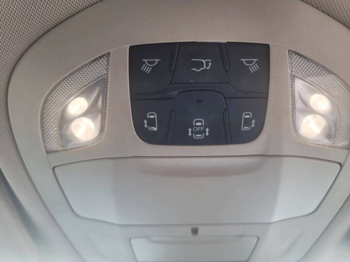 2021 Chrysler Pacifica Image 19