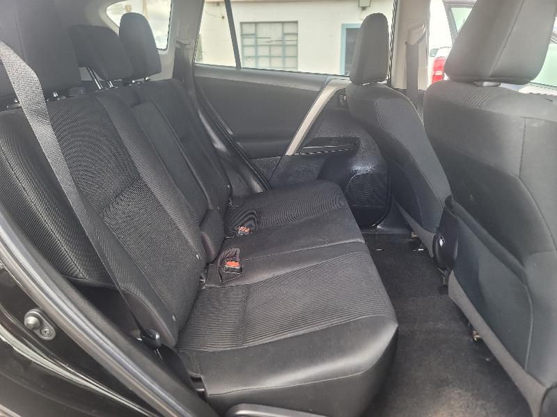 2018 Toyota Rav4 Image 13