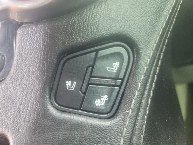 2018 Chevrolet Tahoe Image 17