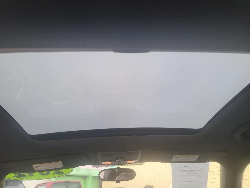 2012 Volkswagen Beetle Image 10